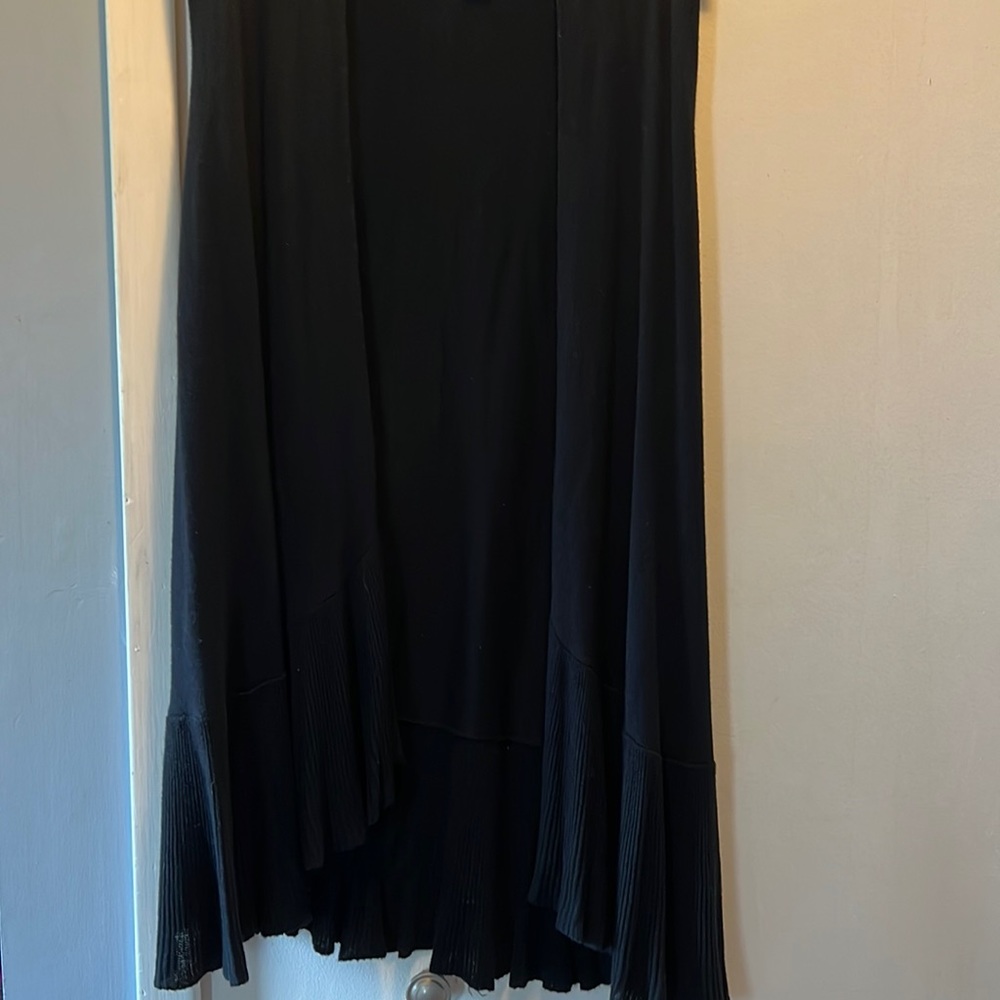 White House black market sweater vest with ruffles at the bottom